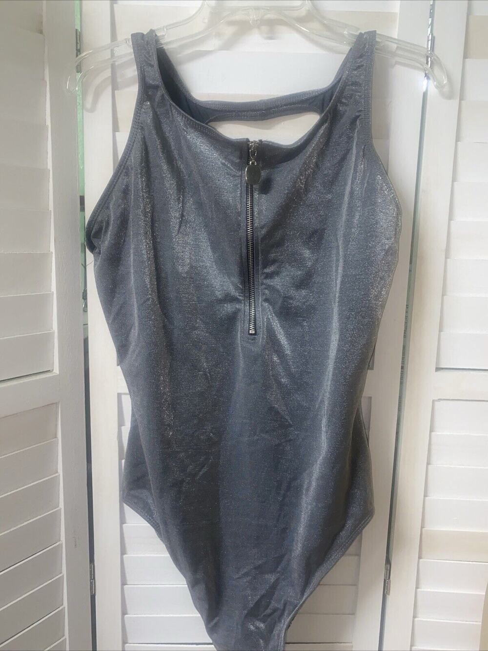 Beach CABANA 80s Vibe One Piece Silver Swimsuit Zipper Front Keyhole Back 22W